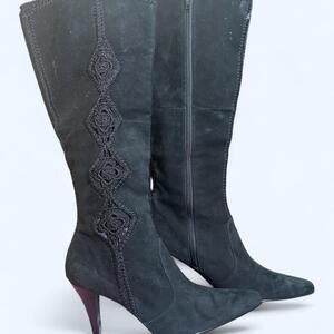 Carlos Santana Tempest Black Suede Crochet Inlay Pointed Boots Womens Size 8